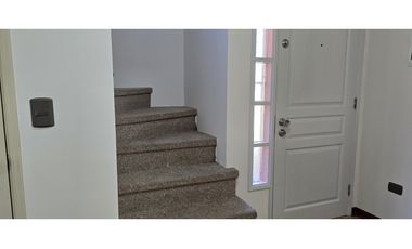 VENTA Casa Barrio Toledo 4 dormitorios Chillan