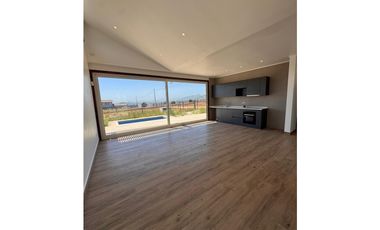 Casa Nueva con vista al Mauco