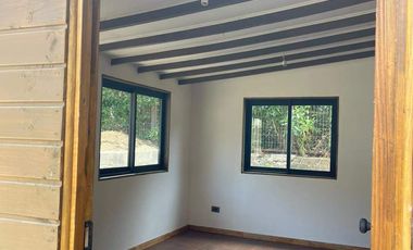 Casa en venta c/ estacionamiento en Las Cruces