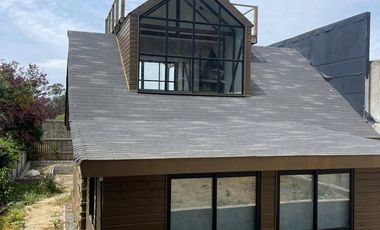 Casa en venta c/ estacionamiento en Las Cruces