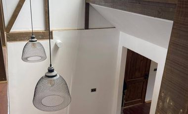 Casa en venta c/ estacionamiento en Las Cruces