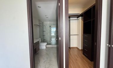 Renta Depto Torre Encino CON BODEGA en Residencial Bosques de Lomas Verdes