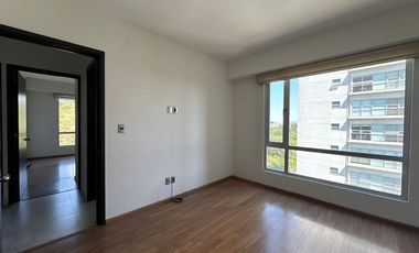 Renta Depto Torre Encino CON BODEGA en Residencial Bosques de Lomas Verdes