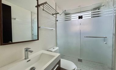 Renta Depto Torre Encino CON BODEGA en Residencial Bosques de Lomas Verdes