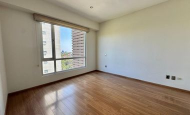 Renta Depto Torre Encino CON BODEGA en Residencial Bosques de Lomas Verdes