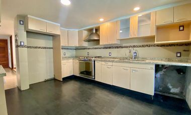 Casa en Venta en Balcones de la Herradura, Huixquilucan, EdoMéx