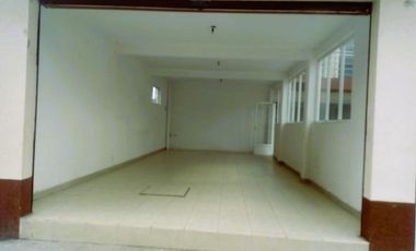 Venta de edificio comercial en Metepec (10 locales rentados)