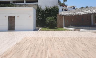 Casa en Centro de Punta Blanca