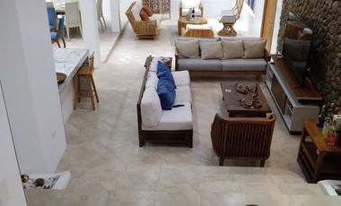 Casa en Centro de Punta Blanca