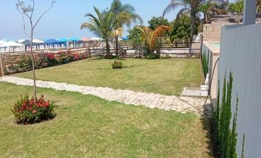 Casa en Centro de Punta Blanca