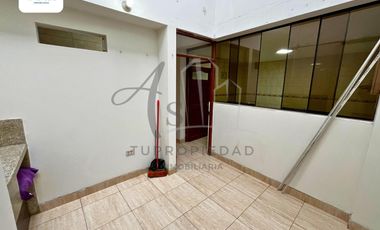 VENTA DEPARTAMENTO 3ER PISO URB MAYORAZGO ATE