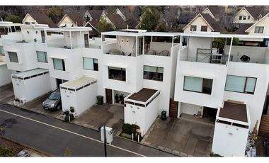 CASA EN CONDOMINIO 3D 3B