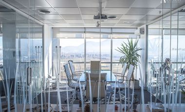 Oficina en Arriendo en Av. El Salto con Rinconada