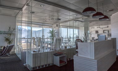 Oficina en Arriendo en Av. El Salto con Rinconada