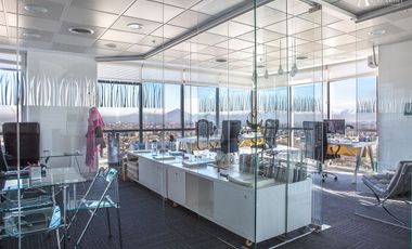 Oficina en Arriendo en Av. El Salto con Rinconada