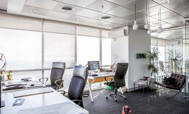 Oficina en Arriendo en Av. El Salto con Rinconada