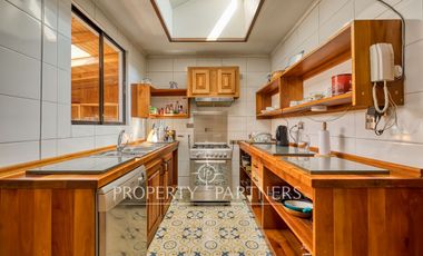 Casa en gran terreno ideal para remodelar o para proyecto inmobiliario