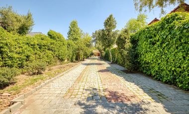 Casa en gran terreno ideal para remodelar o para proyecto inmobiliario