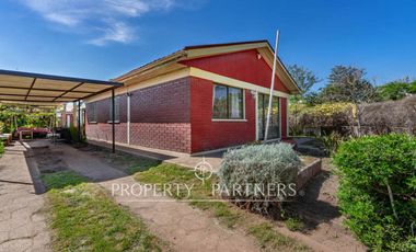 Amplia casa familiar con 5 dormitorios y excelente conectividad en La Florida