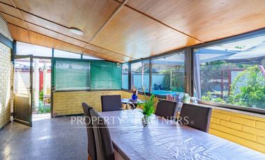 Amplia casa familiar con 5 dormitorios y excelente conectividad en La Florida