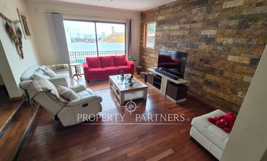 Casa sólida de dos niveles en excelente sector de peñuelas