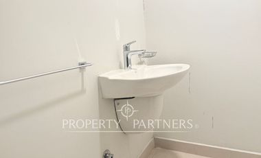 Espectacular local en Américo Vespucio Norte, Vitacura