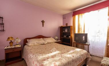 Casa esquina con mucho Potencial, suelo Mixto, Dr amador con AV. Macul