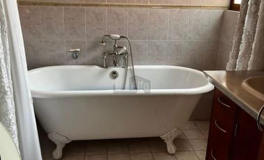 Casa en Venta en Bosque de Antequera, Col Bosques de la Herradura, Huixquilucan, Estado de Mexico.