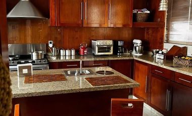 Casa en Venta en Bosque de Antequera, Col Bosques de la Herradura, Huixquilucan, Estado de Mexico.