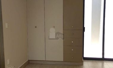 Casa en Renta en Santa Lucía de Mayorazgo, LEON, GTO. Una planta s/muebles cerca Puerto Interior