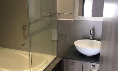 Casa en Renta en Santa Lucía de Mayorazgo, LEON, GTO. Una planta s/muebles cerca Puerto Interior