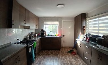 VENDO CASA COMUNA DE CABILDO