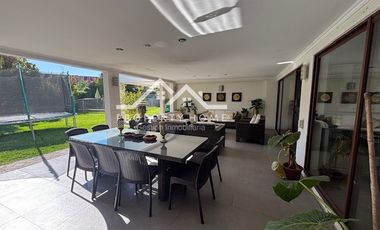 VENTA CASA 6 DORM + SERVICIO CHAMISERO DUNALASTAIR, LINCOLN