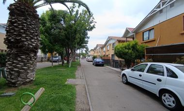 CASA EN CONDOMINIO EN EL CORAZÓN DE PEÑAFLOR