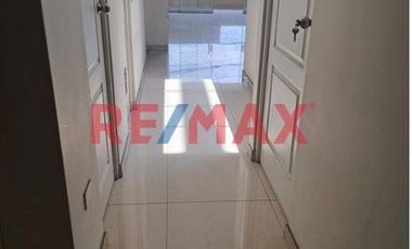 Se Vende Departamento - Sjl