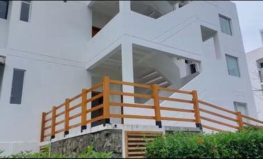 Departamento Frente al Mar en Jama, dentro de Urb. Privada