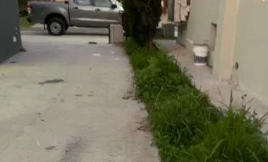 Casa en venta - 4 Dormitorios 4 Baños - 455Mts2 - Canning