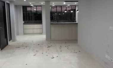 Casa en venta - 4 Dormitorios 4 Baños - 455Mts2 - Canning