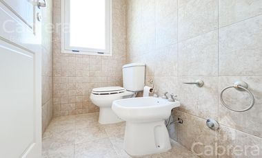 Venta casa de 5 dormitorios y amplio parque en Haras del Sur I, La Plata