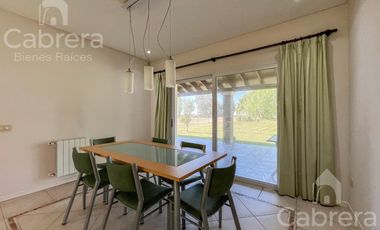 Venta casa de 5 dormitorios y amplio parque en Haras del Sur I, La Plata