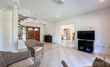 Venta casa de 5 dormitorios y amplio parque en Haras del Sur I, La Plata