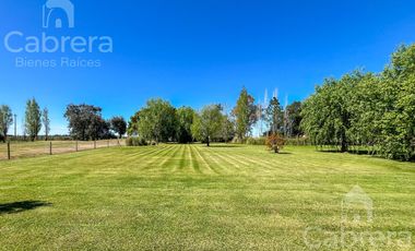 Venta casa de 5 dormitorios y amplio parque en Haras del Sur I, La Plata