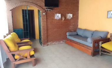 Casa en venta - 4 Dormitorios 2 Baños - 450Mts2 - Mar del Tuyú