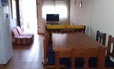 Casa en venta - 4 Dormitorios 2 Baños - 450Mts2 - Mar del Tuyú