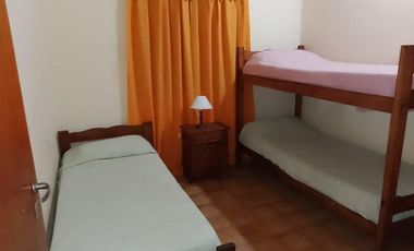 Casa en venta - 4 Dormitorios 2 Baños - 450Mts2 - Mar del Tuyú