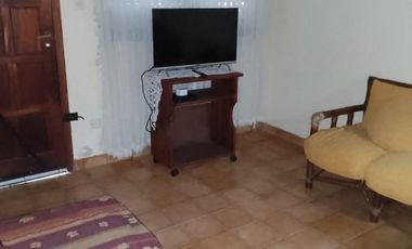 Casa en venta - 4 Dormitorios 2 Baños - 450Mts2 - Mar del Tuyú