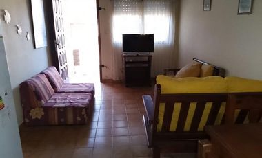 Casa en venta - 4 Dormitorios 2 Baños - 450Mts2 - Mar del Tuyú