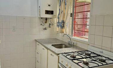 Departamento en venta - 2 Dormitorios 1 Baño - 56Mts2 - Vicente López