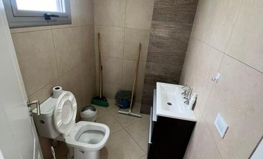 DEPARTAMENTO DE 2 AMBIENTES VENTA EN O Higgins  1523 