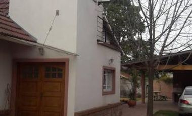 Chalet casa quinta- Burzaco